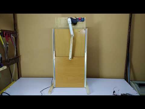 You are currently viewing Chicken Coop door opener automatic – English